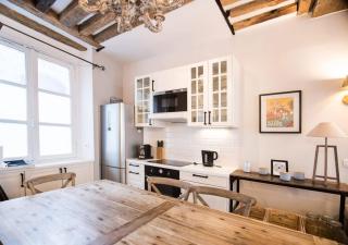 Classy Bourgeois - Chic 2 Bedroom Apt in Le Marais - Paris - 5