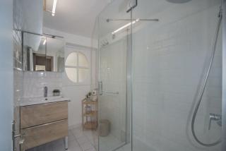 Classy Bourgeois - Chic 2 Bedroom Apt in Le Marais - Paris - 3