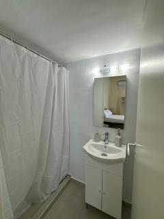 Airpoint Apartments - Artemida - 3