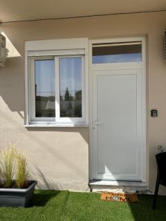 Airpoint Apartments - Artemida - 8