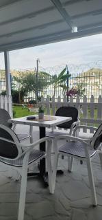 Suncoast Rooms Port Side - Saranda - 8