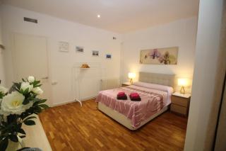 Rooms in Apartment Arago - 7