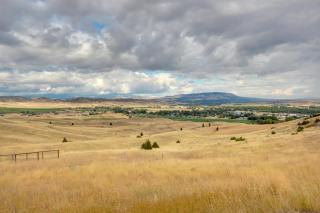 Yellowstone Country Retreat Stunning Views! - 8