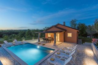 Villa Pendolina mit privatem Pool und Jacuzzi - Buroli - 1