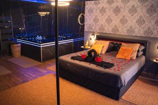 ROMANCE ROOM & LOVE - JACUZZI - PARKING - Menton - Menton - 4