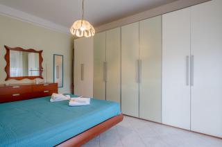 GuestHost - La Spezia Proffiano District Roomy Flat - 3