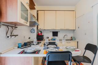 GuestHost - La Spezia Proffiano District Roomy Flat - 6
