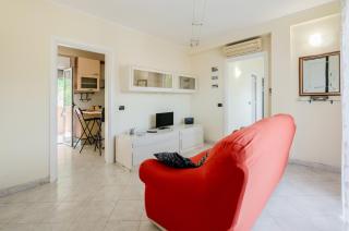 GuestHost - La Spezia Proffiano District Roomy Flat - 9