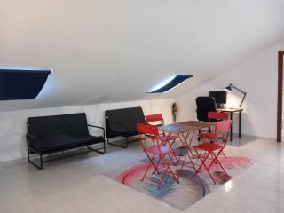 Beach Apartment for 8, with Game Room & Office - São Bernardino - 7