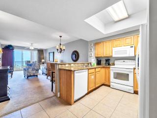 Ariel Dunes 607 - 6