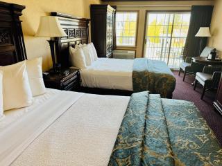 Hamilton Inn Select Beachfront Mackinaw City - 8
