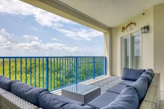 Undersea Retreat: Coastal Charm Walk to Beach Access with Amenities Galore OW4-406 - 7