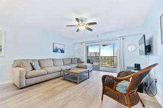 Cozy Oceanwalk Condo: Resort Amenities Beach Steps Away OW8-403 - New Smyrna Beach - 0