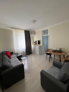 42m square apartment bedroom living room and kitchen separatly - Batoemi - 0