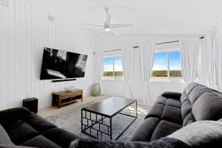 A Fishermans Dream Riverfront Retreat with Dock Only a 3-minute walk to beach 5906S - New Smyrna Beach - 7