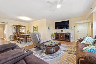 Coastal Bliss: Oceanwalk 9-301 with Sunset Views Resort Amenities - New Smyrna Beach - 5