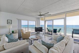 Beautifully decorated oceanfront 33 corner unit in Ocean Condo 401 - New Smyrna Beach - 0
