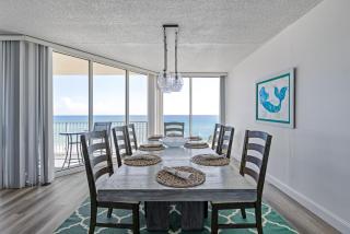 Beautifully decorated oceanfront 33 corner unit in Ocean Condo 401 - New Smyrna Beach - 3