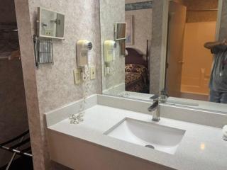 Garden Inn - New Castle - 3