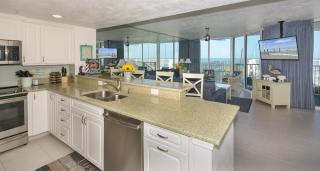 Ocean Condo 104 ~ Ground Floor Corner Condo with wrap around balcony Walk right out to Pool - New Smyrna Beach - 3