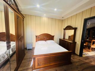 Квартира для семьи от 4-8 Человек - Batumi - 7