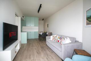 Palmove Luxurious Beachfront Apt - 6
