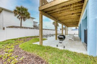 Ocean River View Pool Home Close to Amenities 6635T - New Smyrna Beach - 1