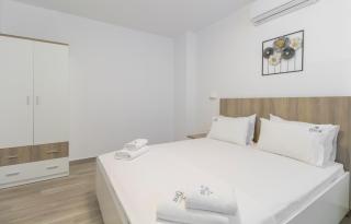 Oliva Suites - Nikiti - 1
