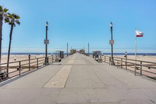 Huntington Beach Condo with Pool Less Than 1 Mi to Pier! - 8