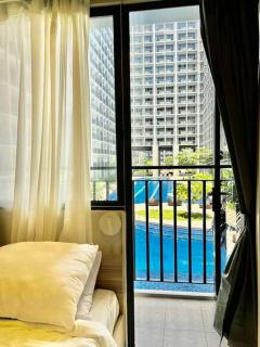 Blue Oikos Aesthetic 1BR Pool view in MOA - Manila - 0