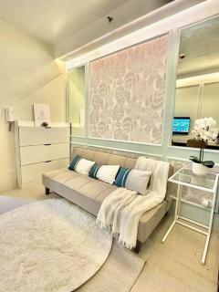 Blue Oikos Aesthetic 1BR Pool view in MOA - Manila - 2