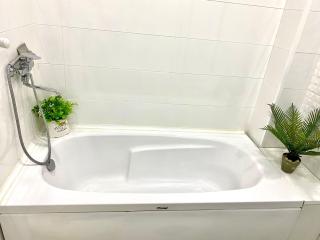 White apartment near the national park, by the sea - Batumi - 1