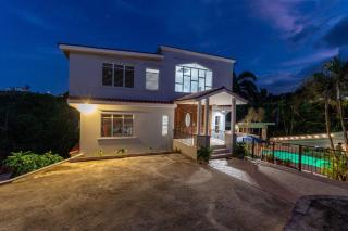 Enjoy Rare Huge POOL 4br Perfect for Families! - 3