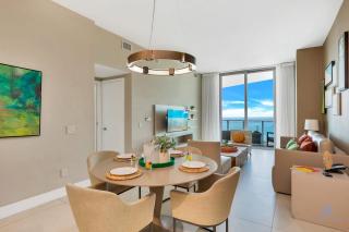 Hollywood Beachfront Apt Amazing View & Amenities - 2