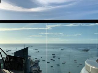 Edge Central PTY Luxury Front Seaview 2Bedroom - Pattaya - 1