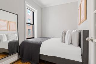 West Village 1br w wd nr Pier 46 NYC-897 - 2
