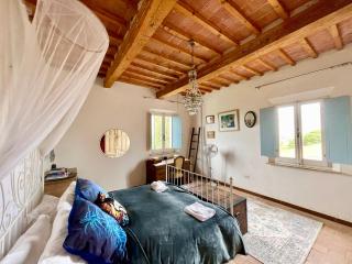 Magical villa, breathtaking views, large private garden and olive grove - in a cool village on the Umbria Tuscany Border - Gioiella - 5