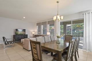 Exclusive Solterra Resort Home - Prime Location - Davenport - 3