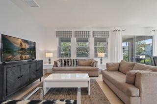 Exclusive Solterra Resort Home - Prime Location - Davenport - 7