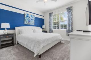 Dream Getaway Modern 6-Bedroom Vacation Home - Kissimmee - 9