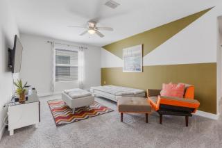 Dream Getaway Modern 6-Bedroom Vacation Home - Kissimmee - 4