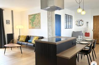 Le Perret Notre Dame - Vue Cathédrale - 8