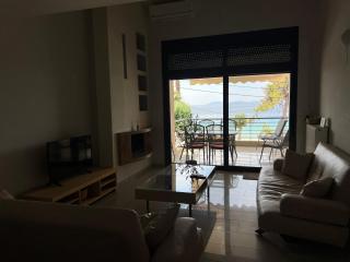 Two-storey Beachfront Maisonette - Torone - 5