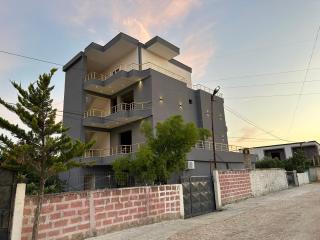 Mico's Apartments - Vlorë - 8