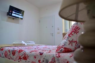 Elegant Dei Rooms - Briatico - 7