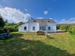 Sea Breeze cottage at The Olde Forge B&B - Caherdaniel - 0
