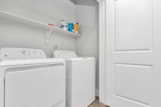 Lux & Cozy 2 Bdrm Suite - Resort Pool - Houston - Katy - 2