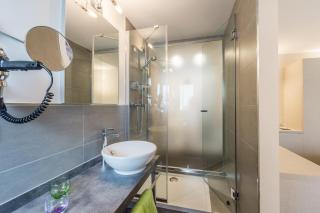 Adhhoc Hotel - Naters - 7