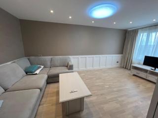 2 Bedroom flat for rent - 5