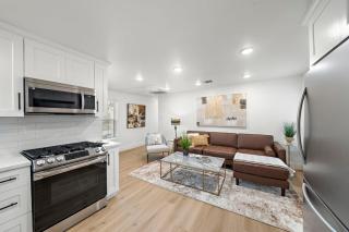 The King's Retreat I - Houston - 8